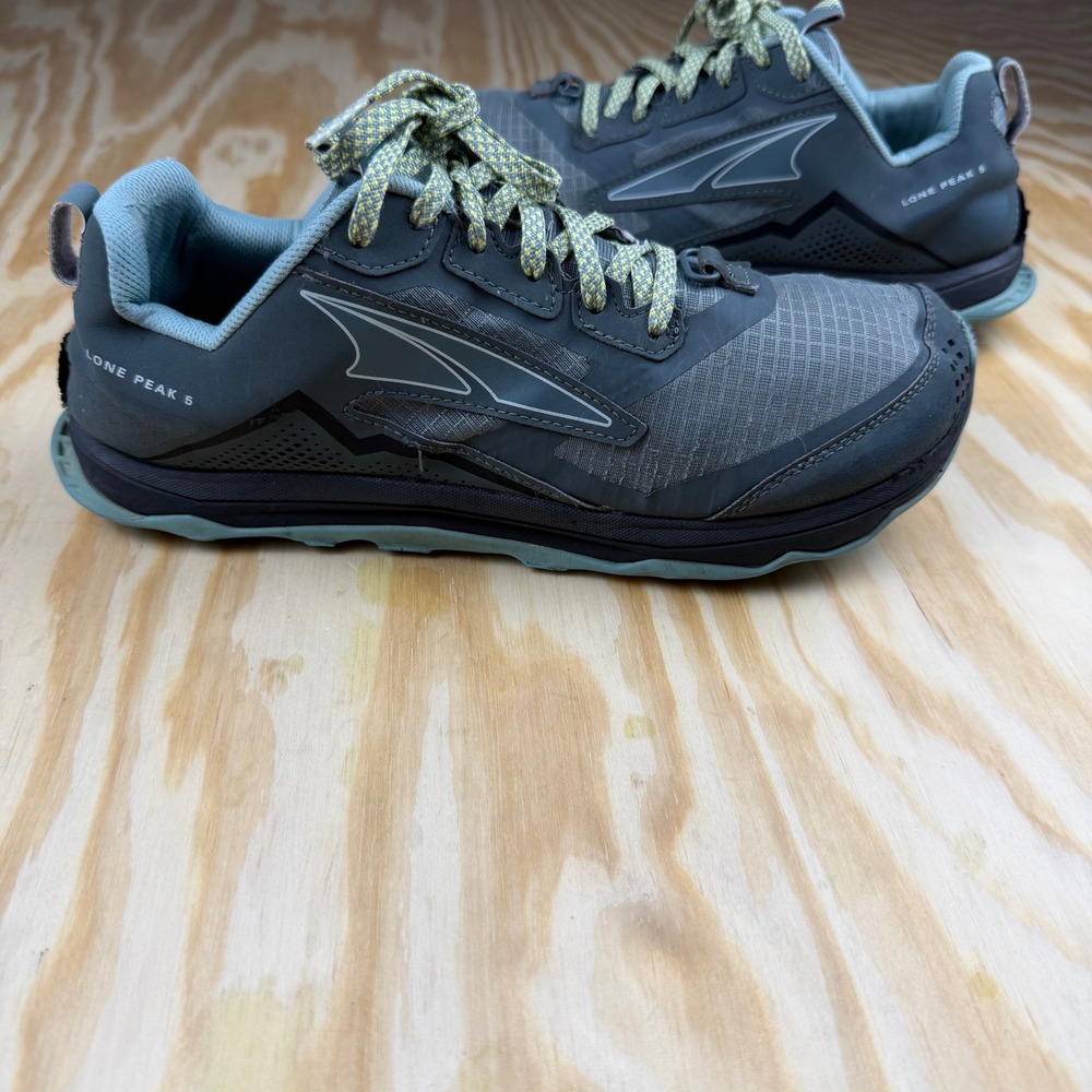 Altra Lone Peak 5 Womens Trail Running Shoes Balsam Green AL0A4VR7327 Size 9.5